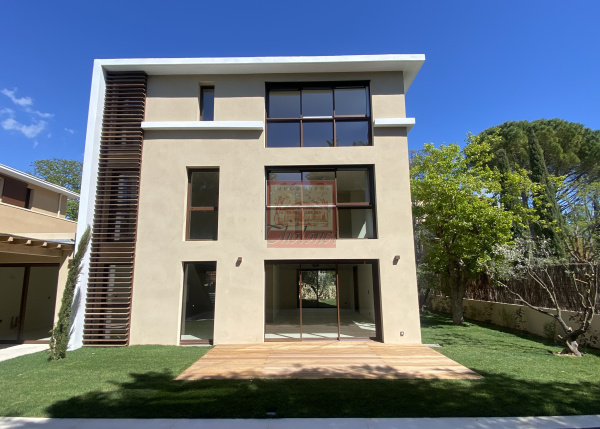 Offres de location Maison Aix-en-Provence 13100